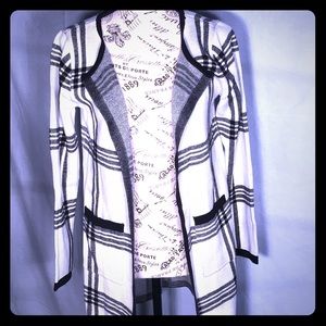 BRAND NEW WHITE AND BLACK PLAID CARDIGAN
